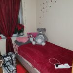 Camera single in SouthHarrow pt o fata