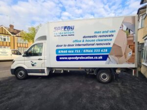 Mutari cu vanul in londra